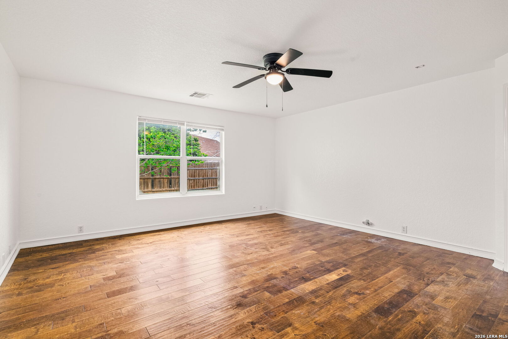 9027 Timber Laurel