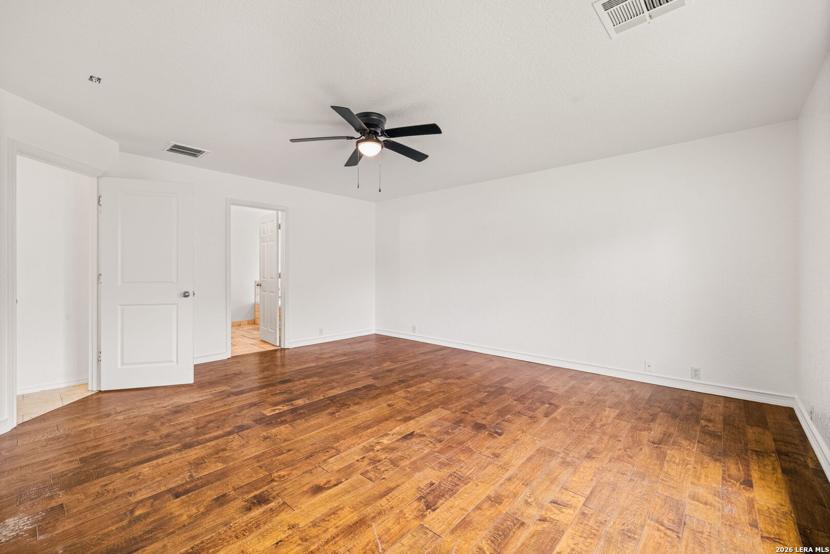 9027 Timber Laurel