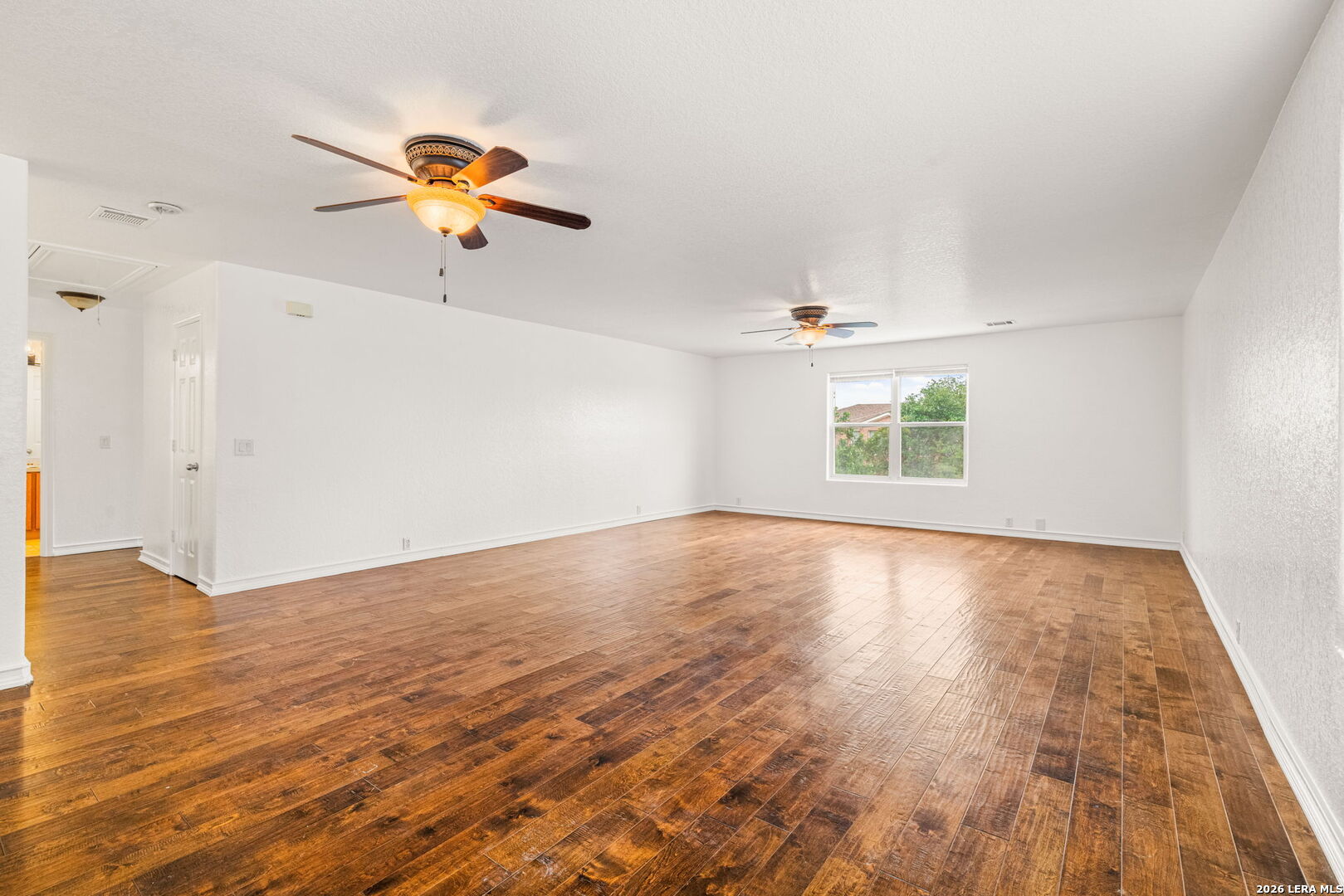 9027 Timber Laurel