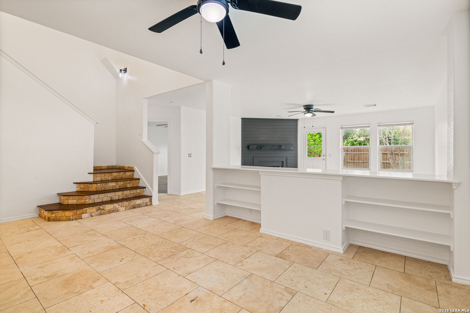 9027 Timber Laurel