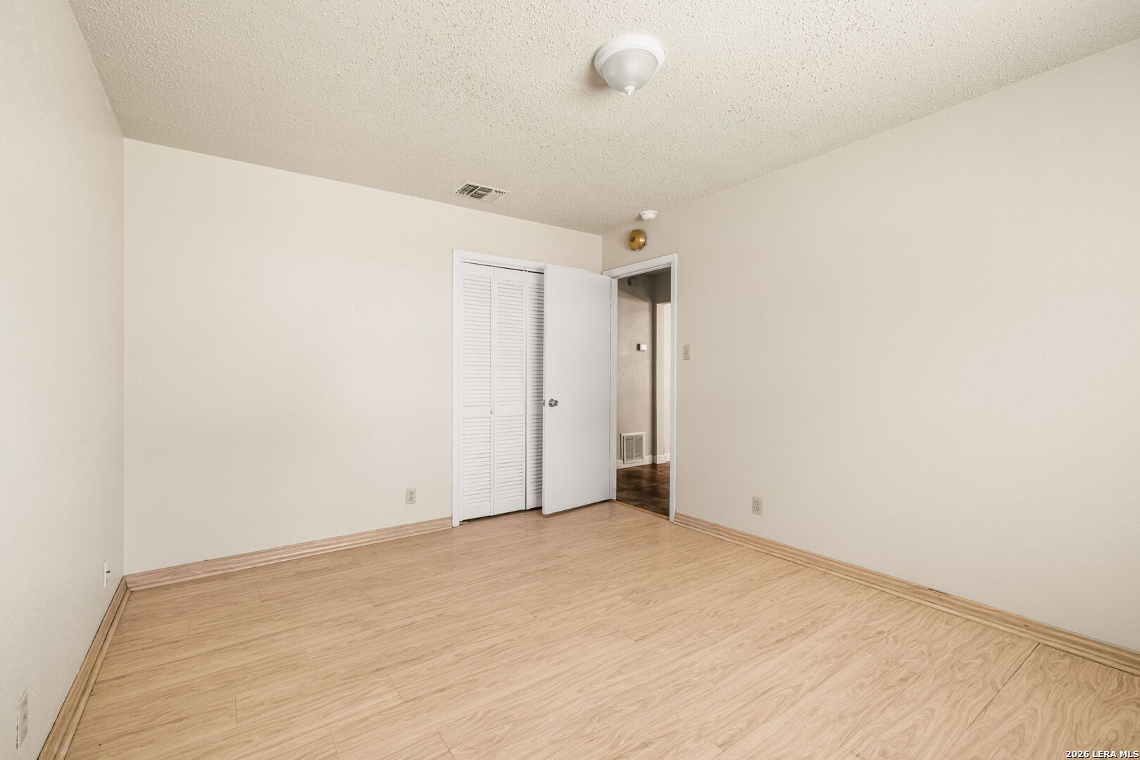 4310 Valleybrook