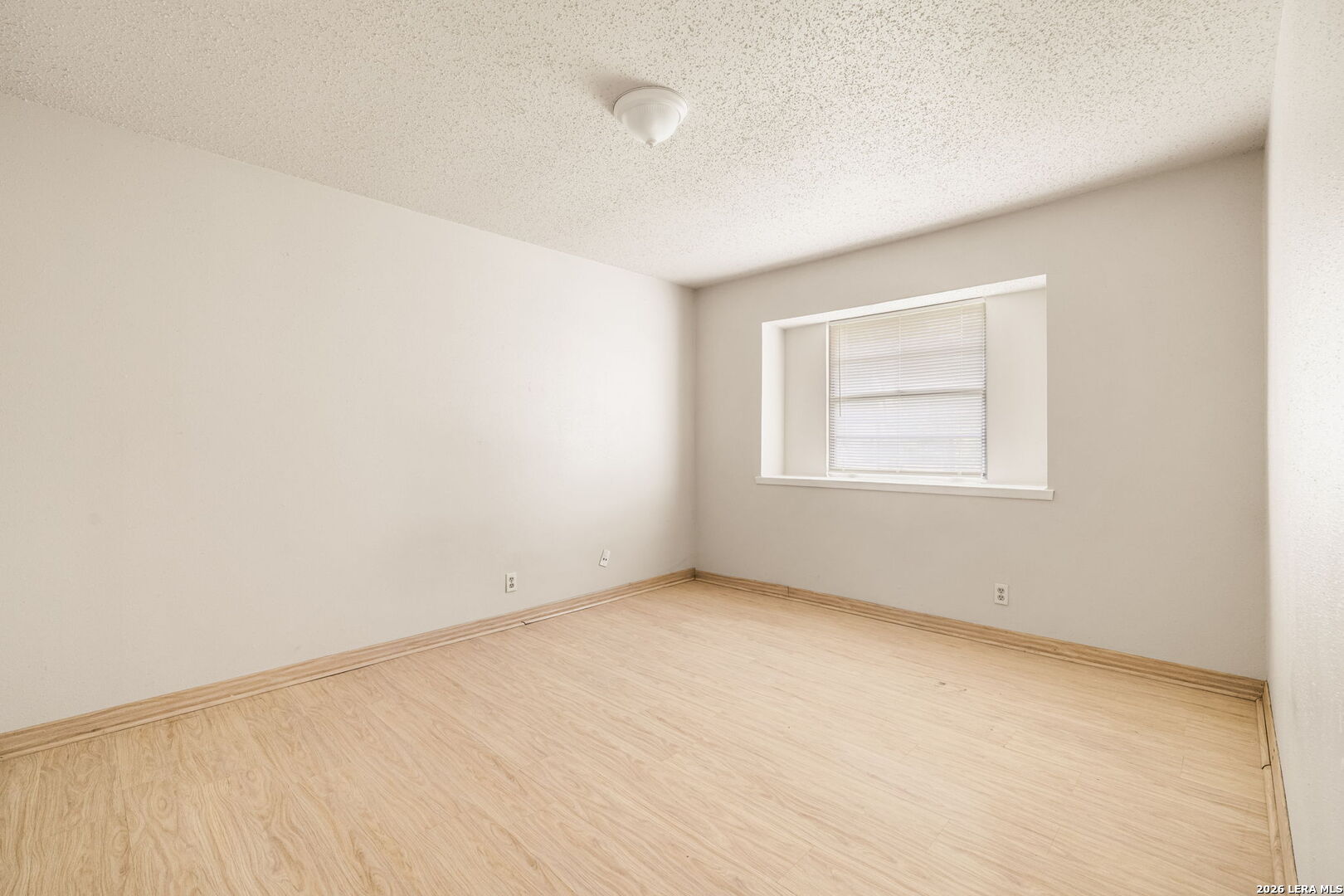 4310 Valleybrook