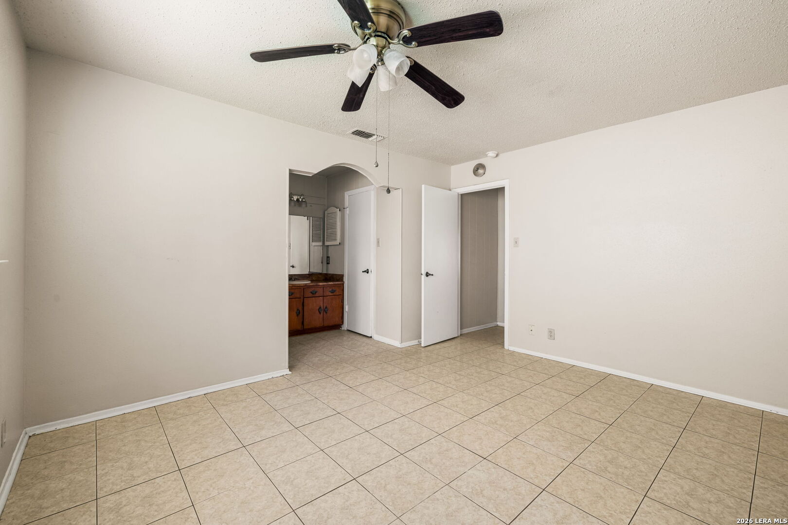 4310 Valleybrook
