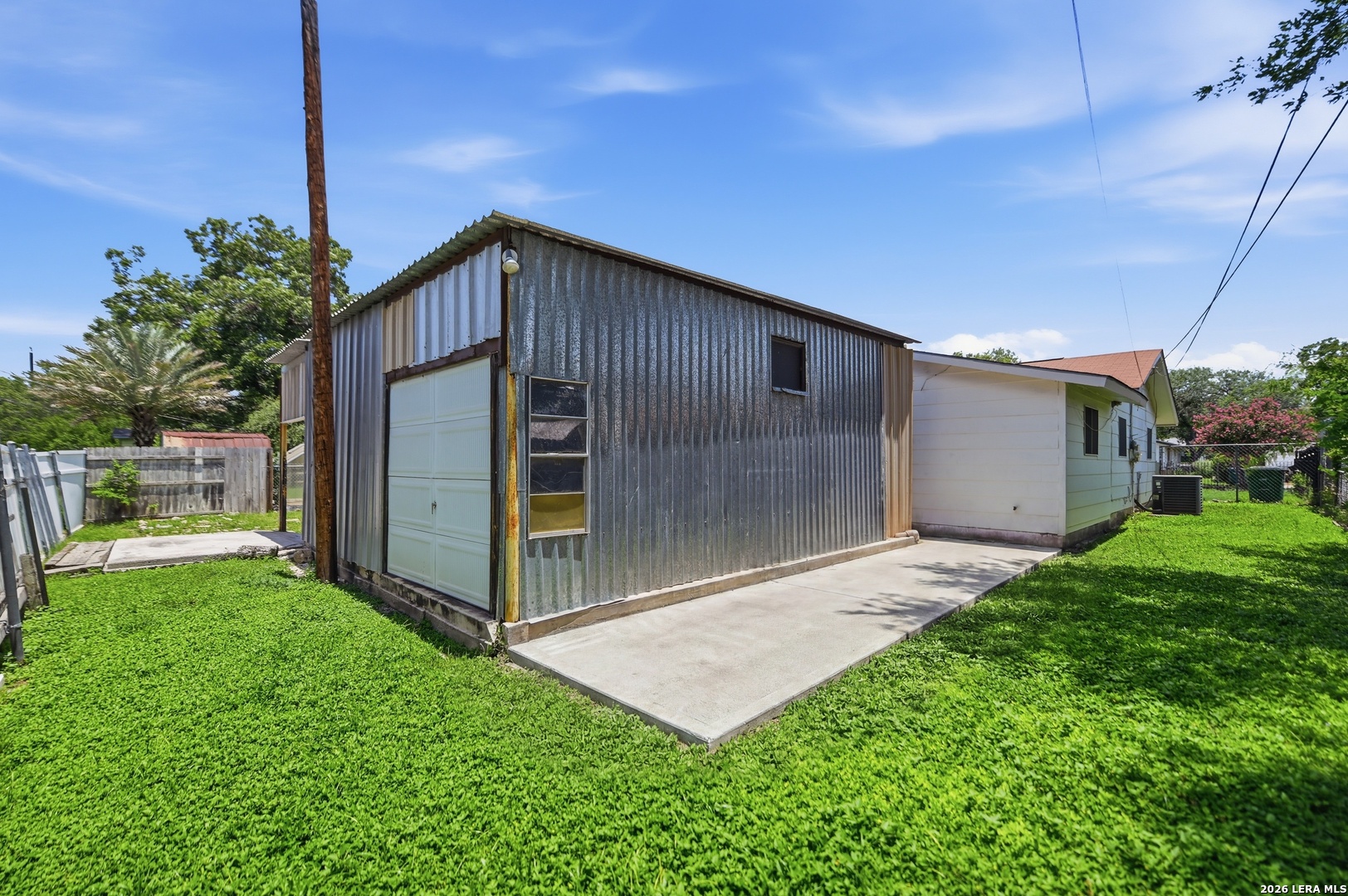 9139 LYTLE AVE