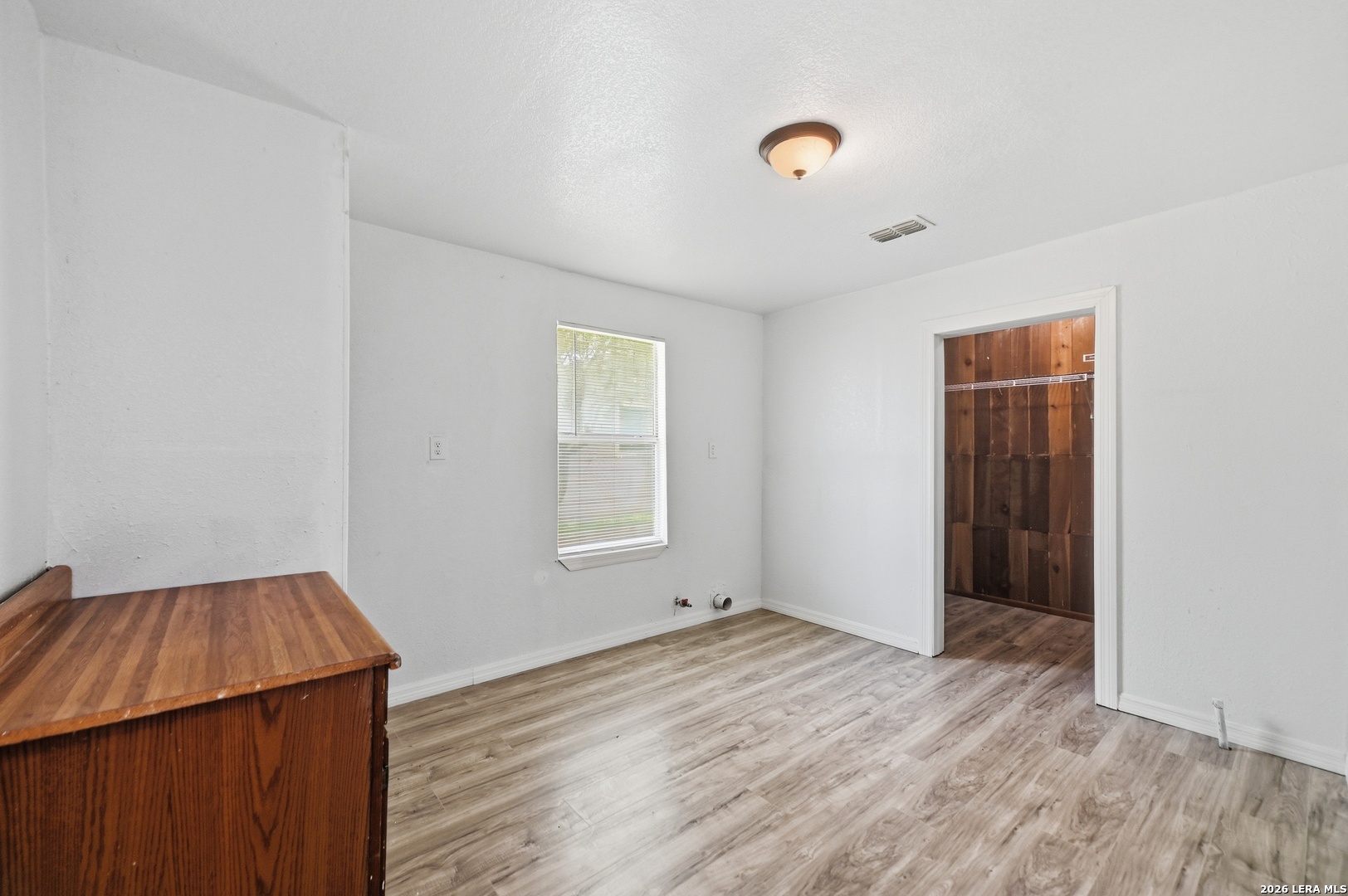 9139 LYTLE AVE