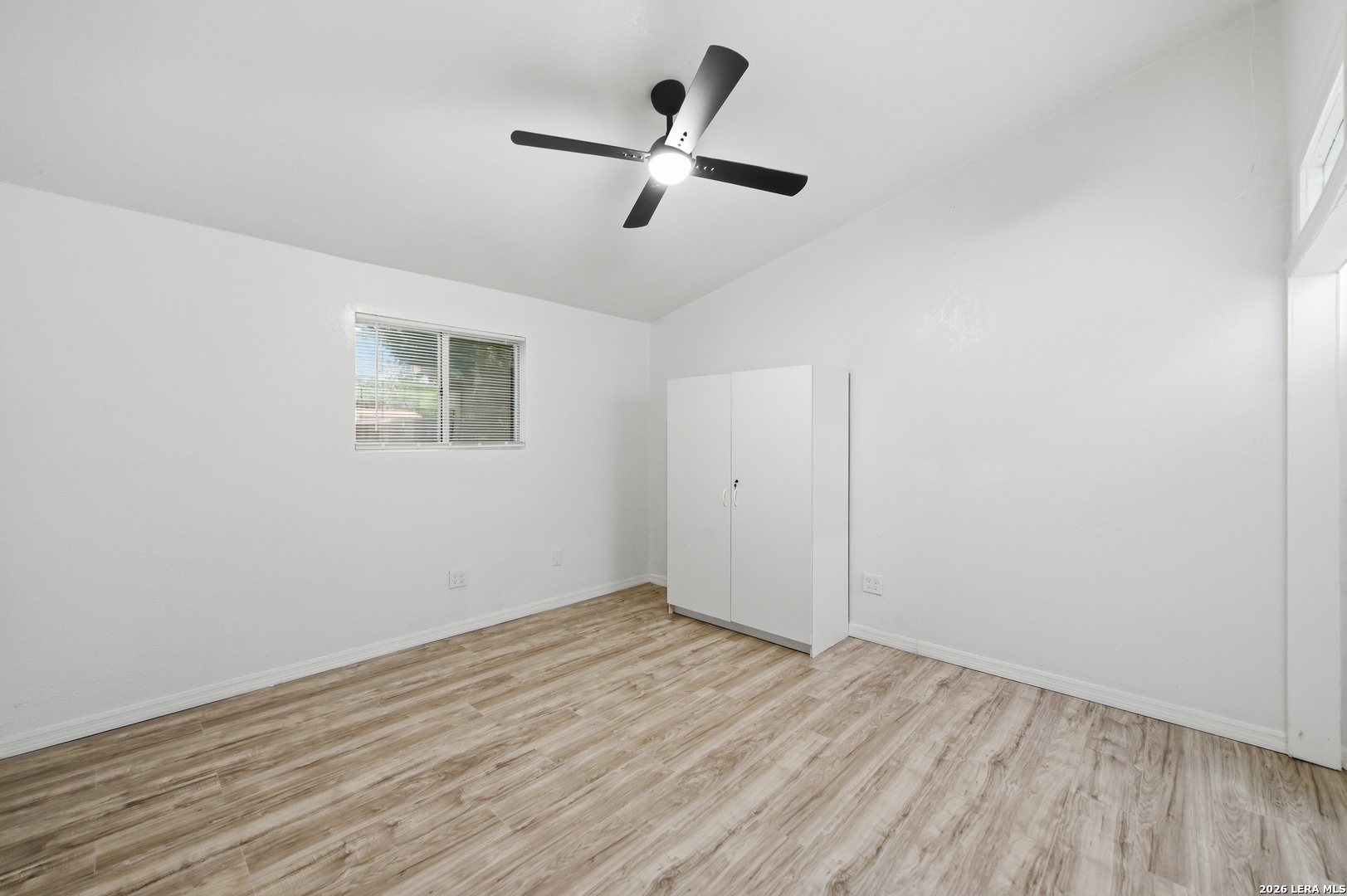 9139 LYTLE AVE