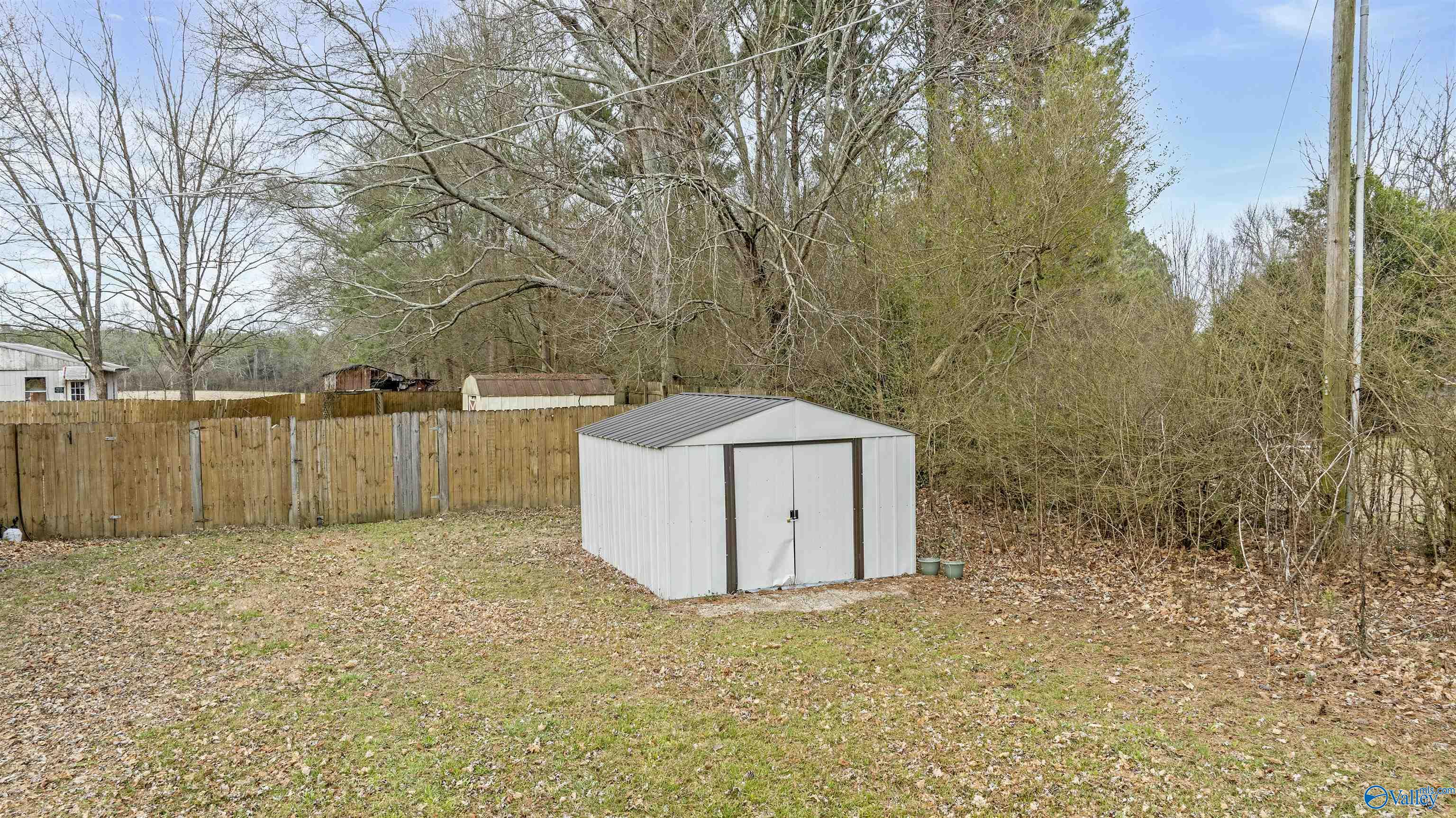 1304 Hammonds Road