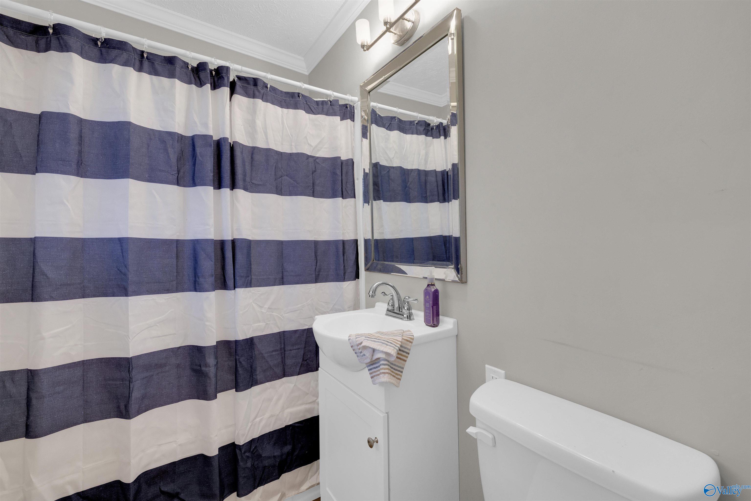 1304 Hammonds Road