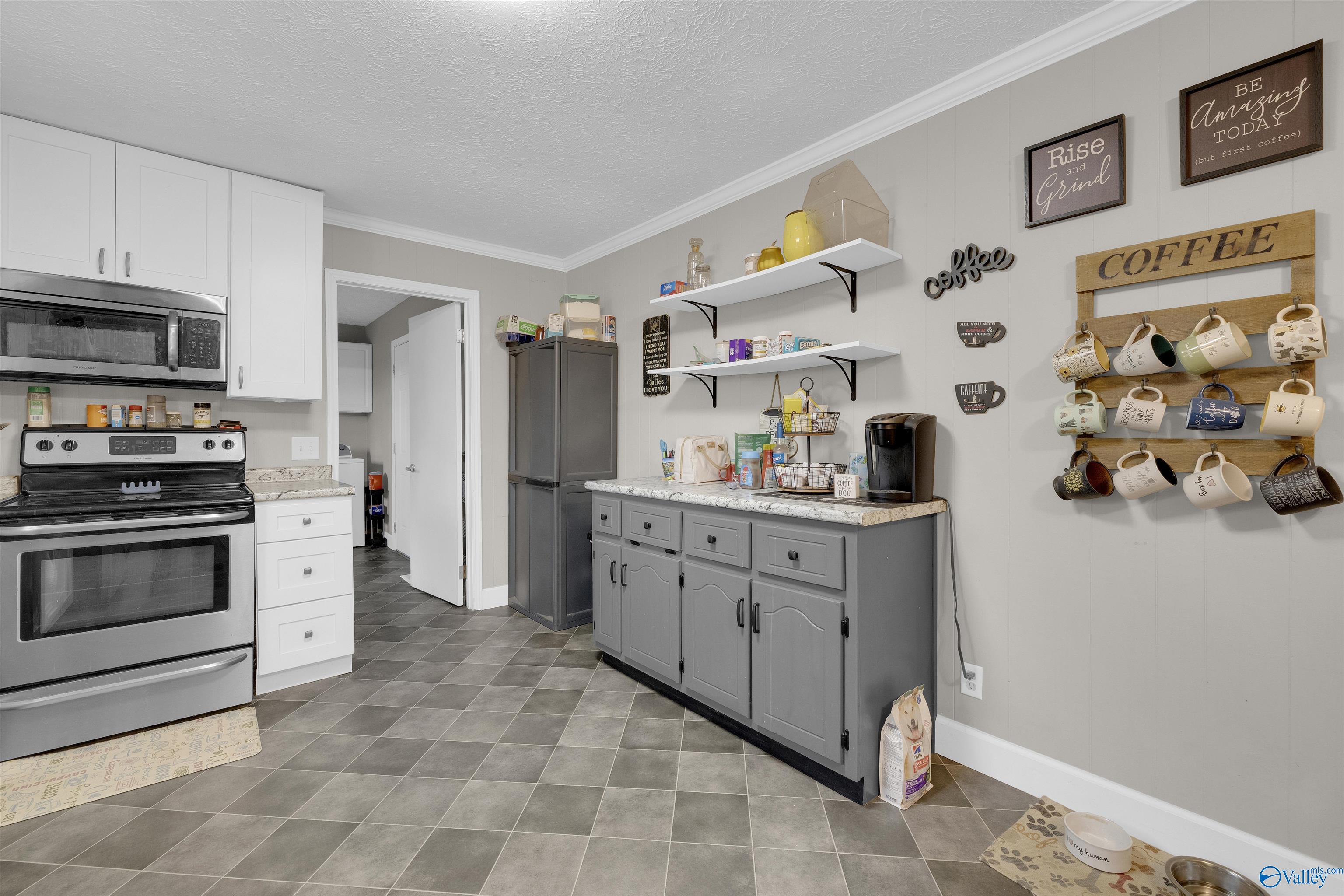 1304 Hammonds Road