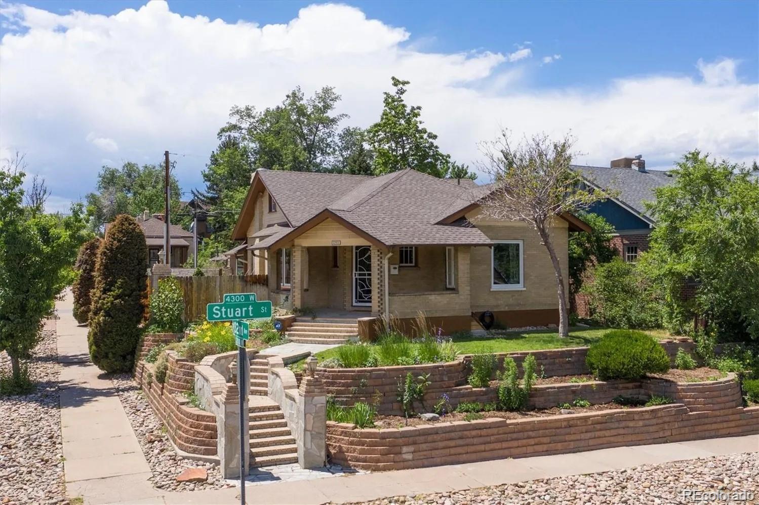 3201 Stuart Street