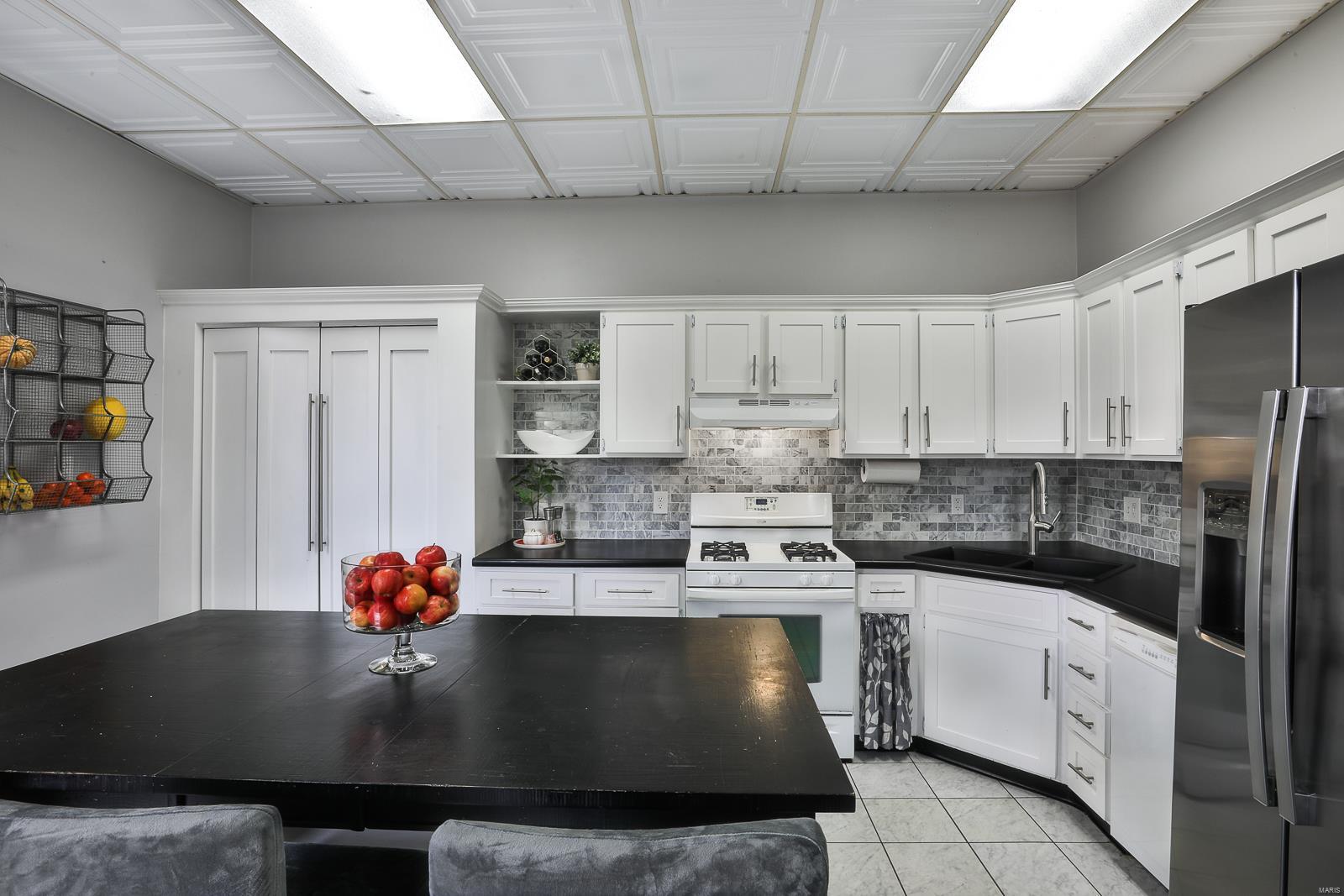 4202 Humphrey Street