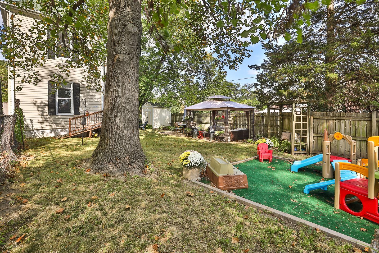 4202 Humphrey Street