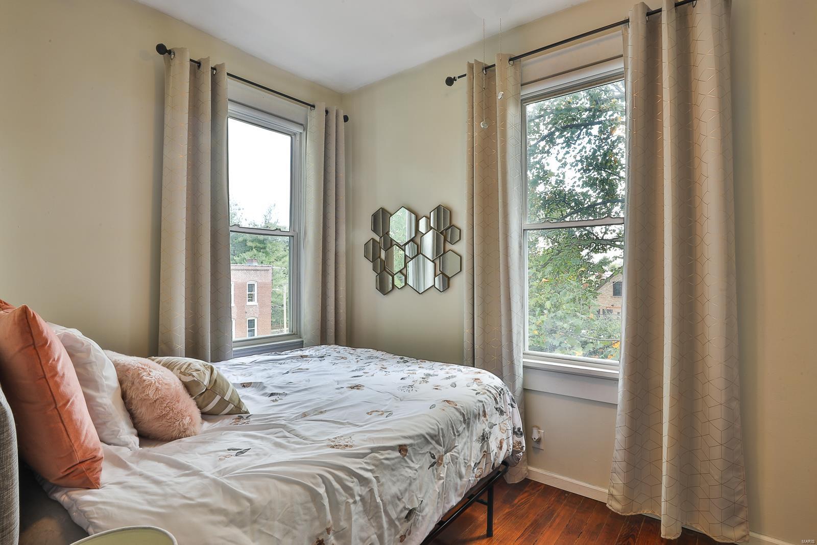 4202 Humphrey Street