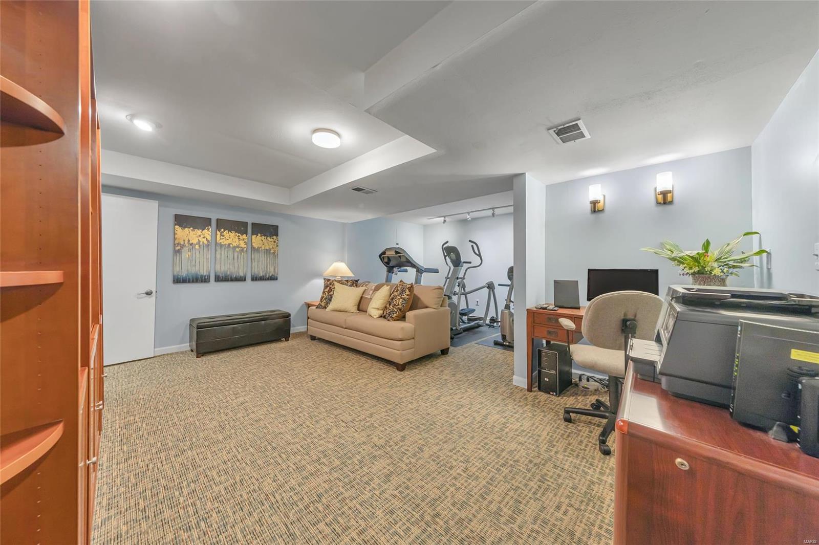 1004 Wilton Royal Drive