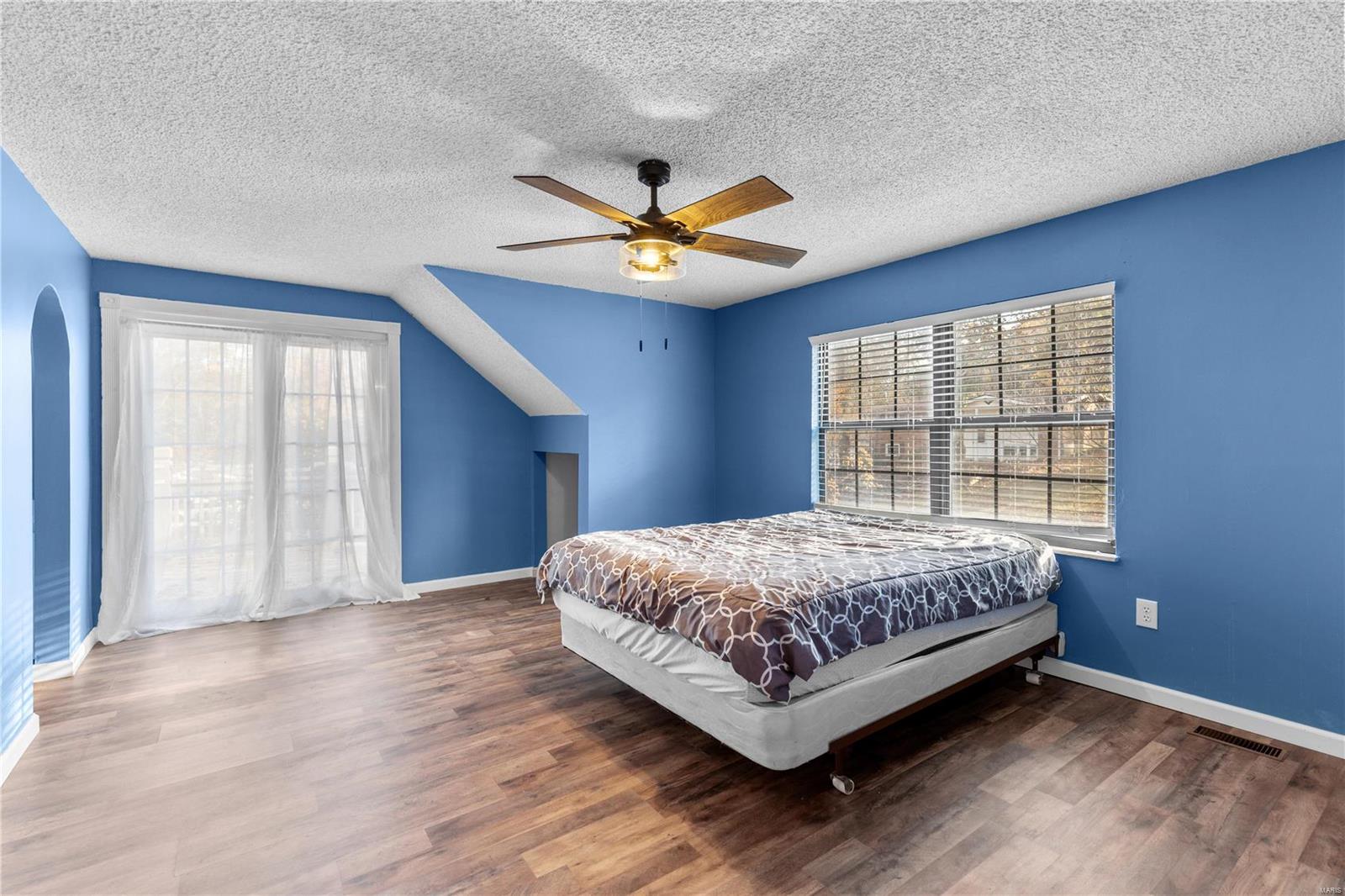 4449 Green Valley Drive