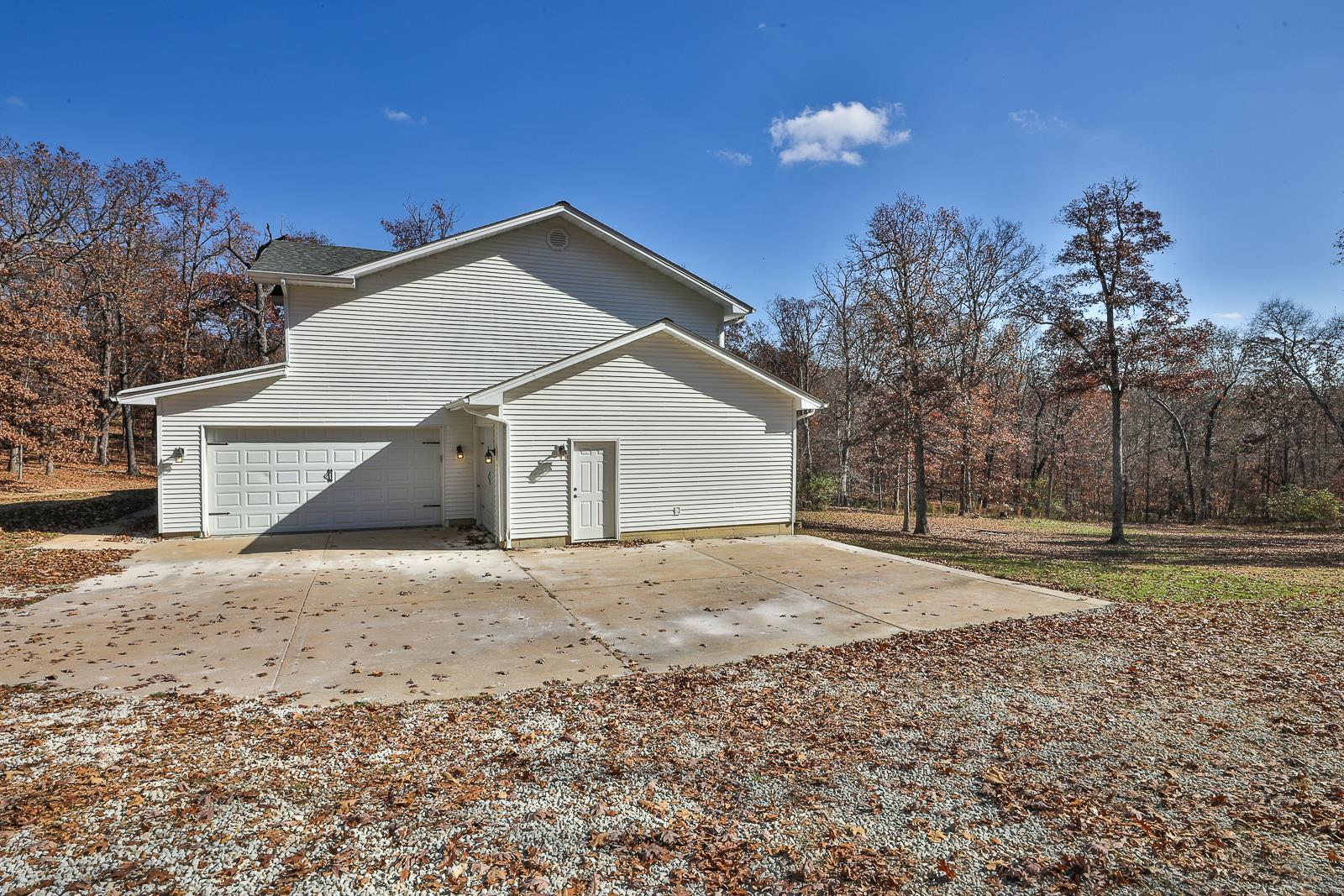 6632 Cornerstone Acres Drive