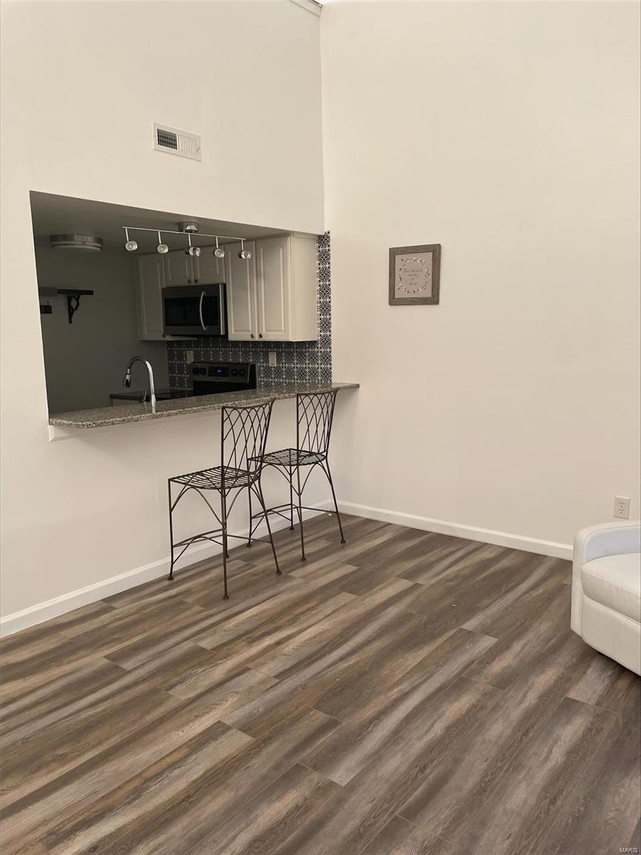 9718 Raintree Village Drive Unit: 3D