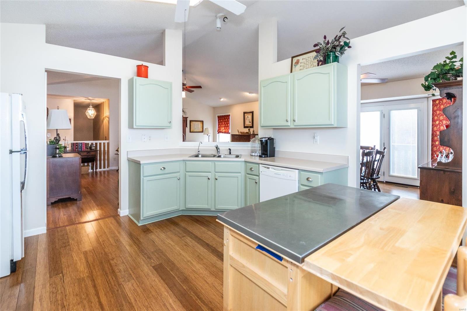 2525 Castle Pines Drive