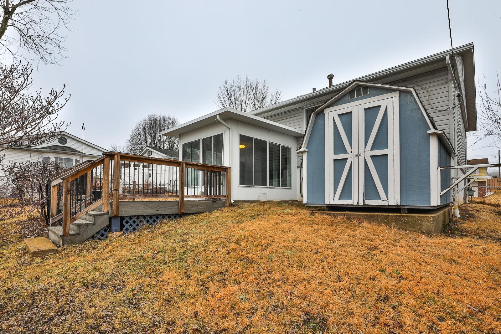 40 Pepper Tree Drive