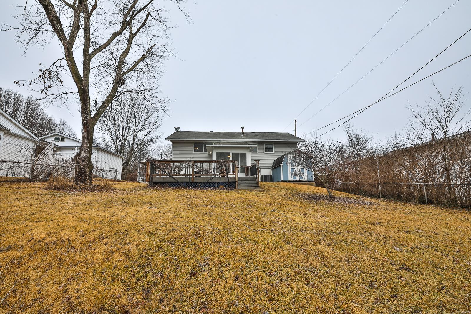 40 Pepper Tree Drive