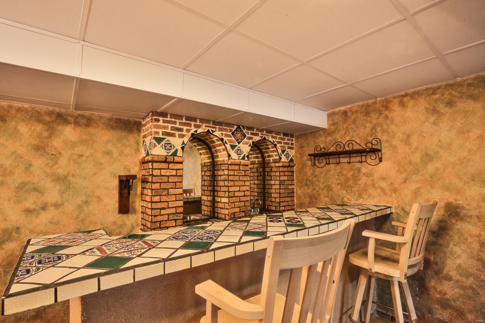 40 Pepper Tree Drive