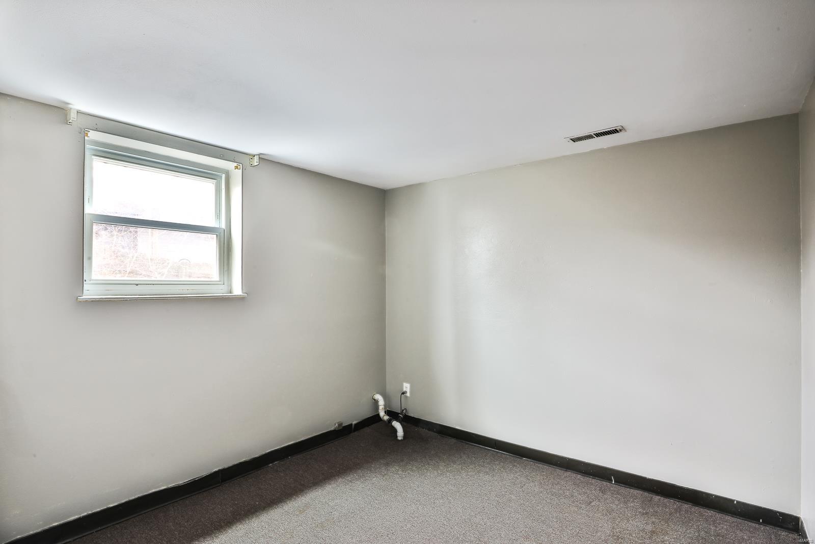 40 Pepper Tree Drive