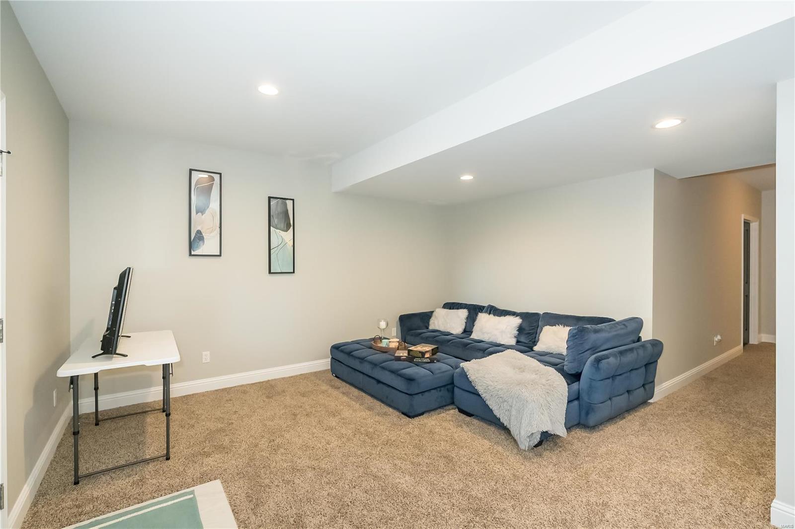 22 Ridgepoint Meadows Court