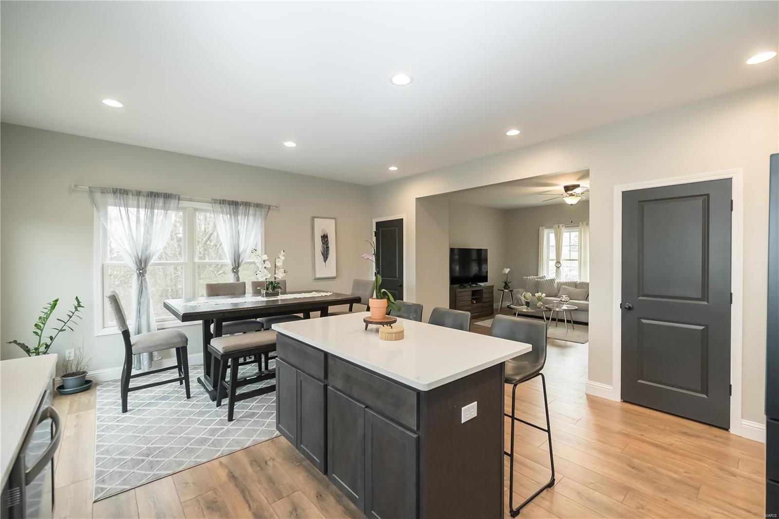 22 Ridgepoint Meadows Court