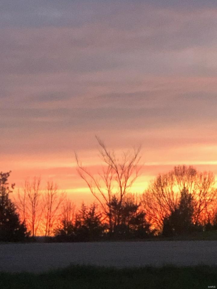 22 Ridgepoint Meadows Court