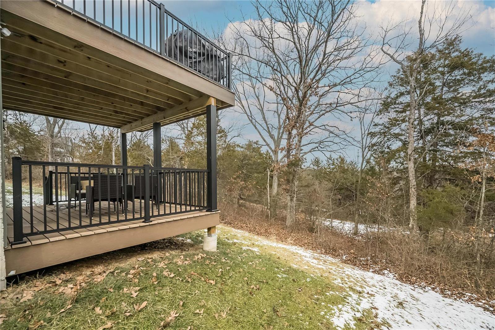 22 Ridgepoint Meadows Court