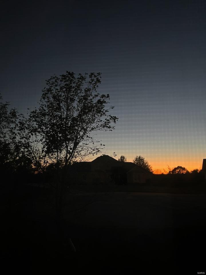 22 Ridgepoint Meadows Court