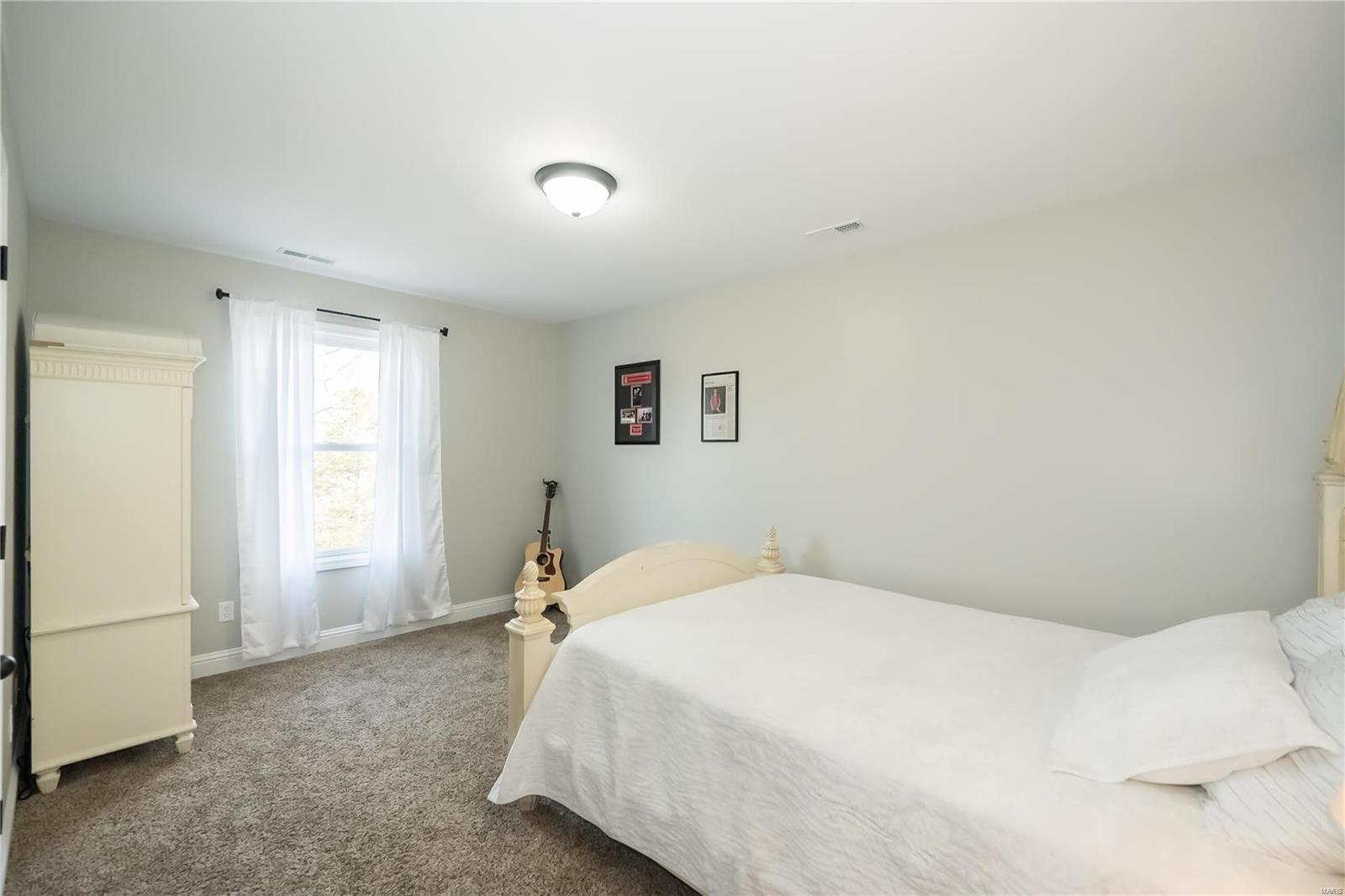 22 Ridgepoint Meadows Court