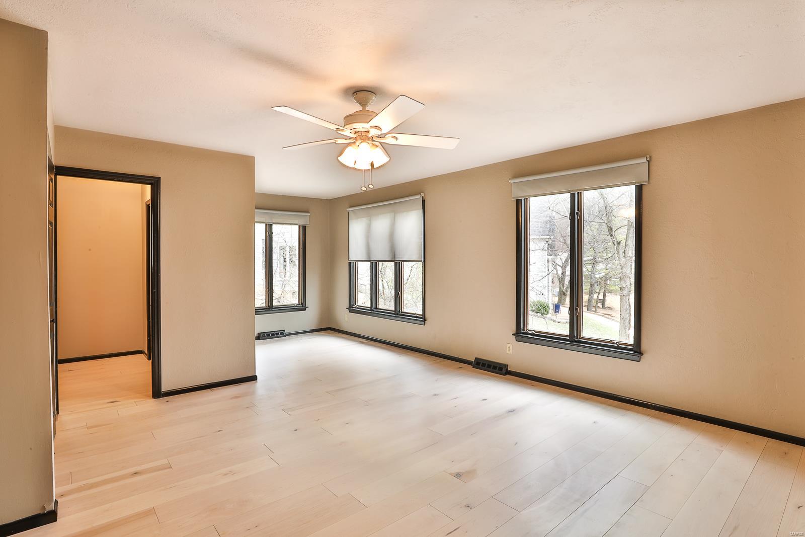 5974 Summerhedge Place