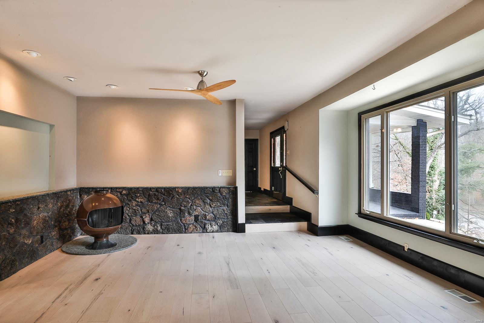 5974 Summerhedge Place