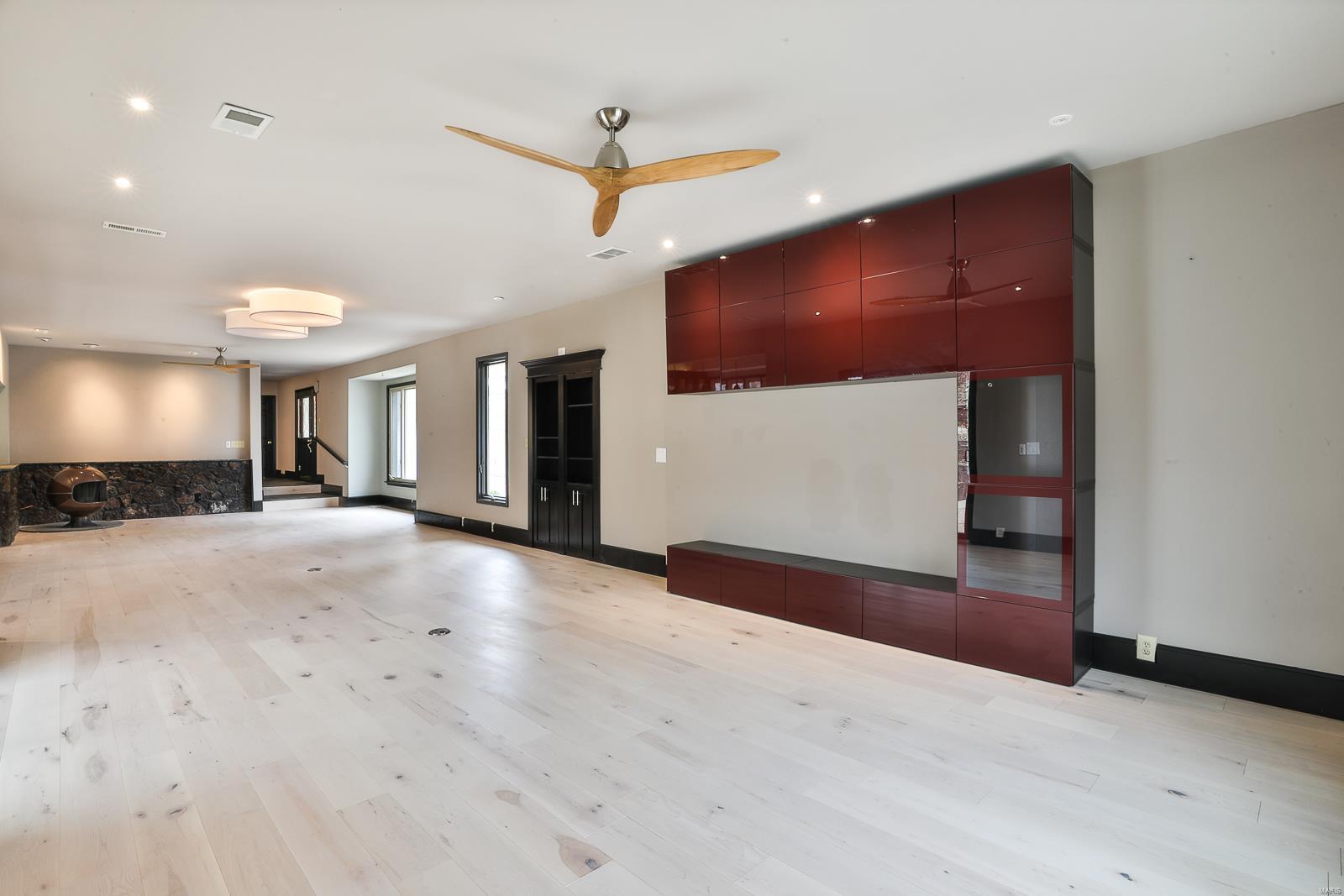 5974 Summerhedge Place