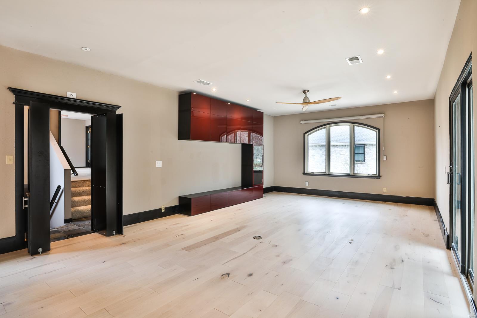 5974 Summerhedge Place