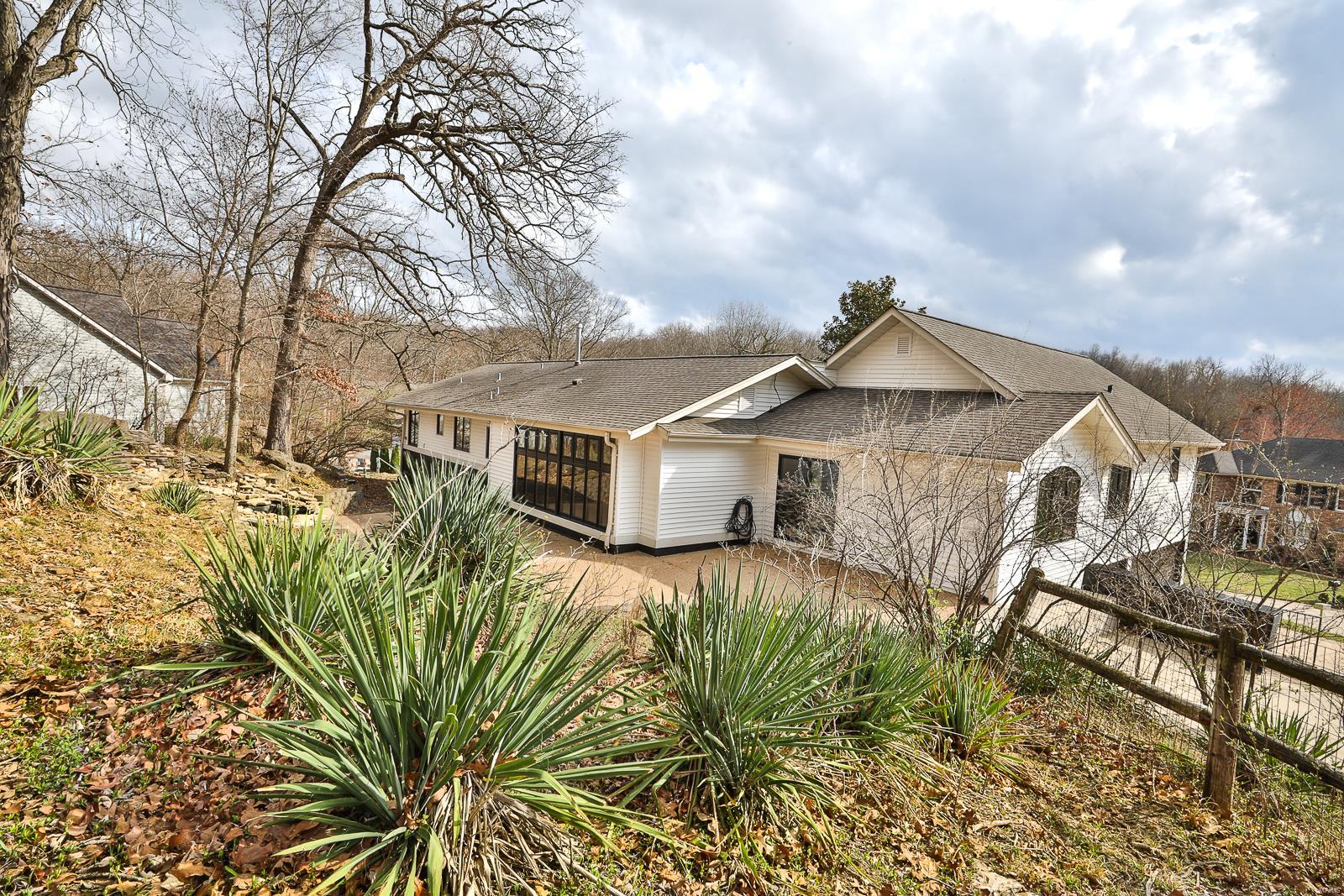 5974 Summerhedge Place