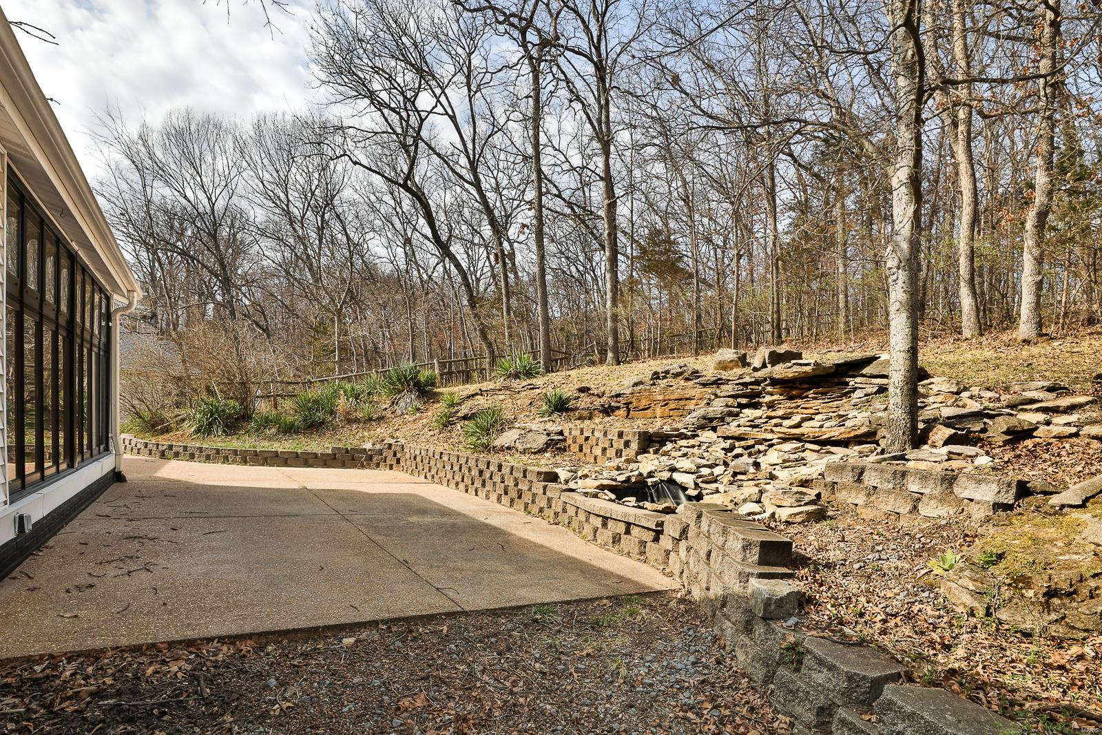 5974 Summerhedge Place