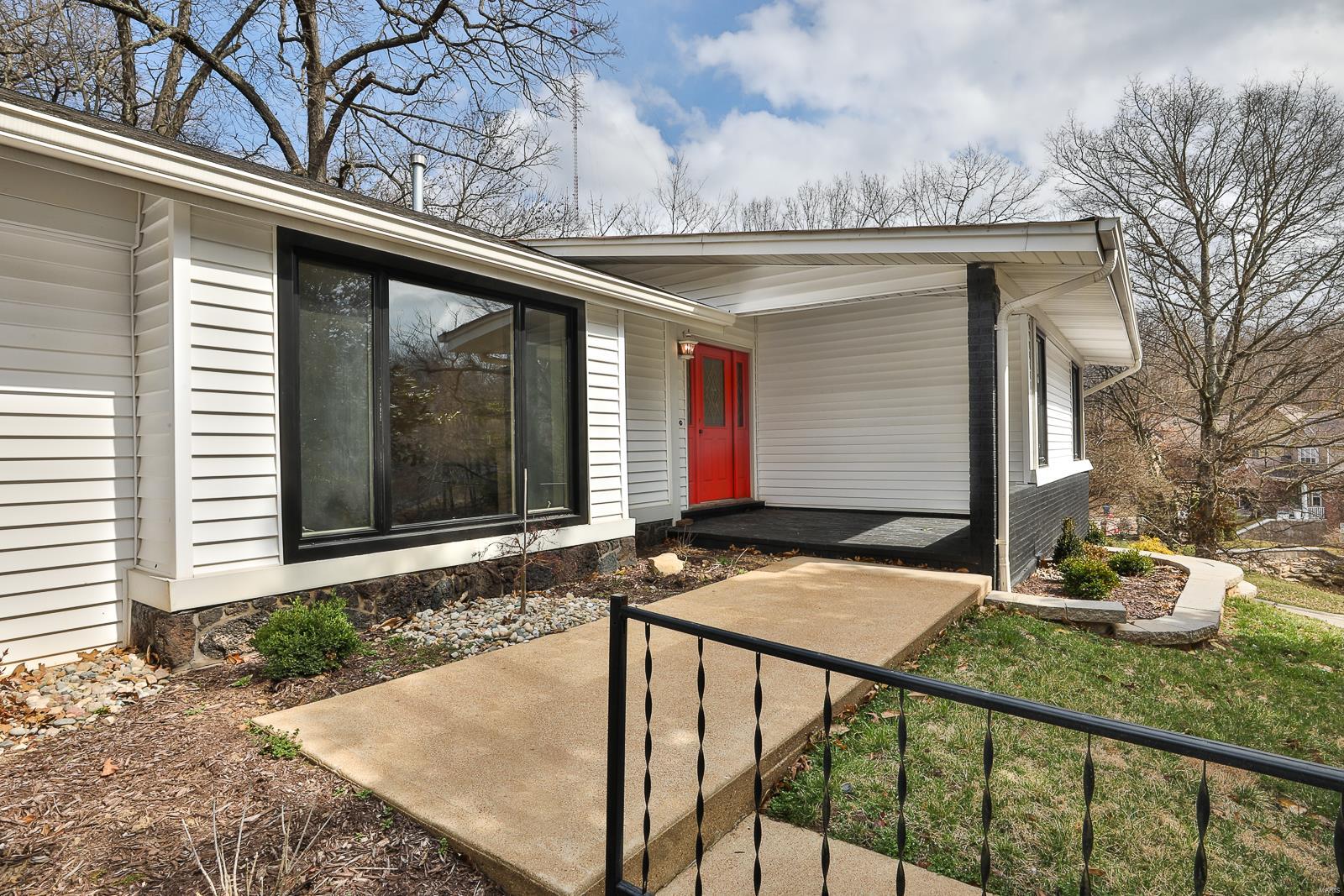 5974 Summerhedge Place