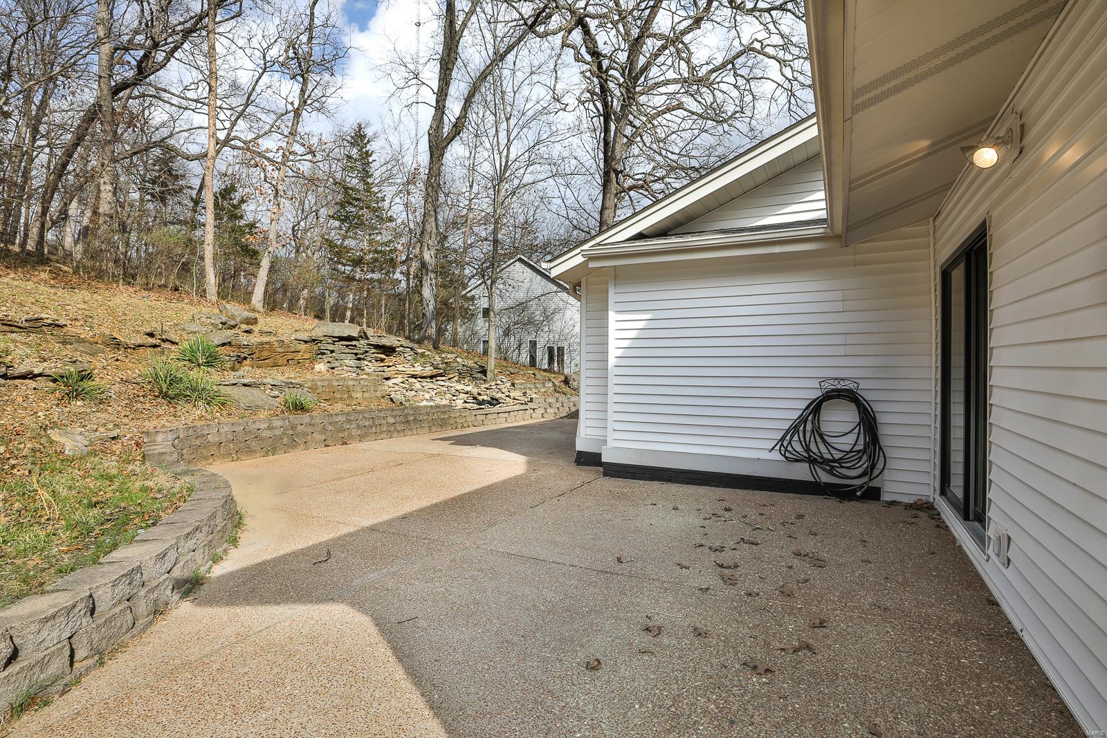 5974 Summerhedge Place