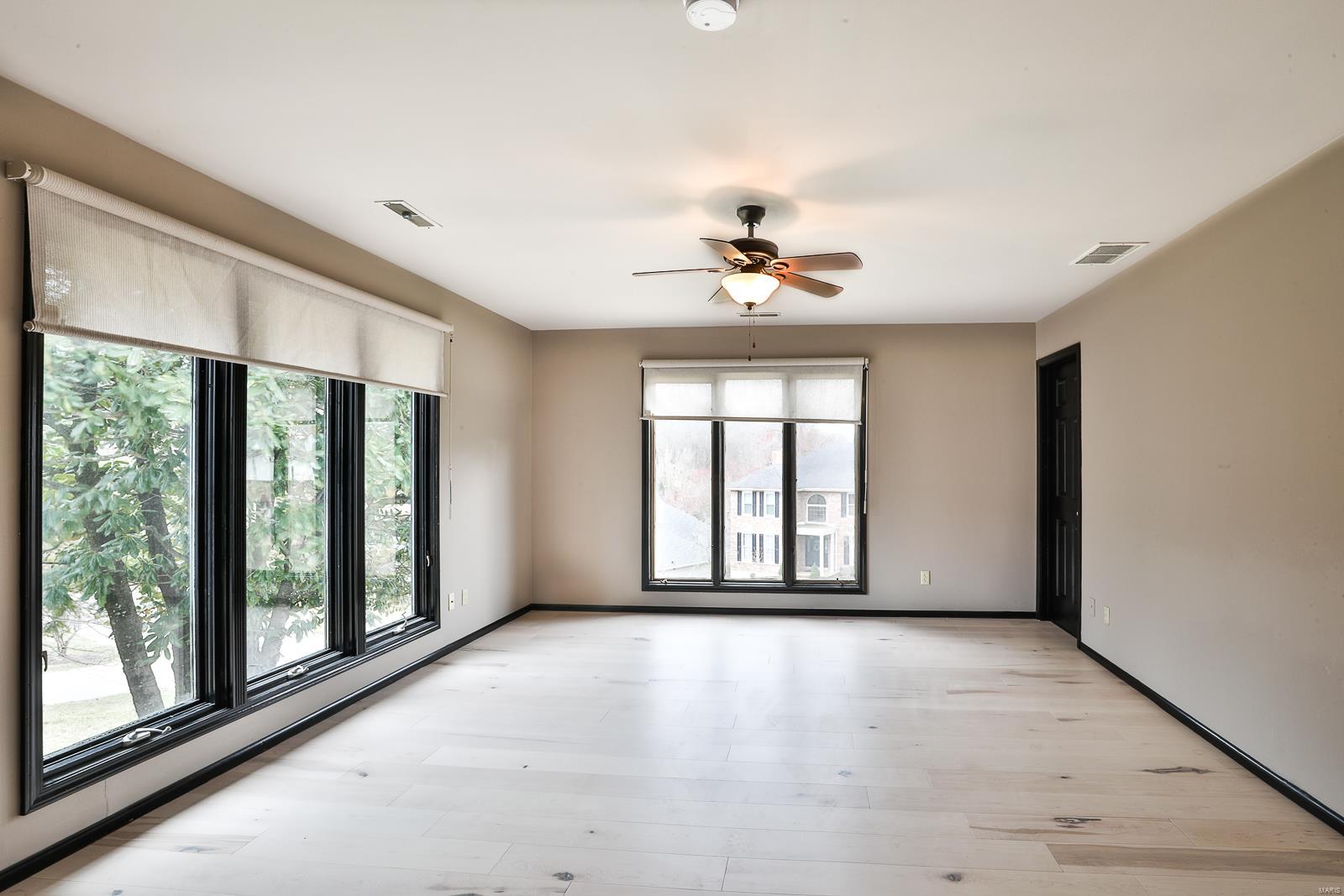 5974 Summerhedge Place