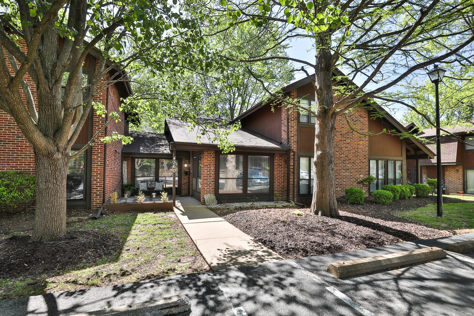 4360 Tavistock Circle