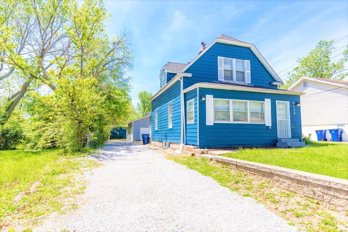 8128 Ellerton Avenue