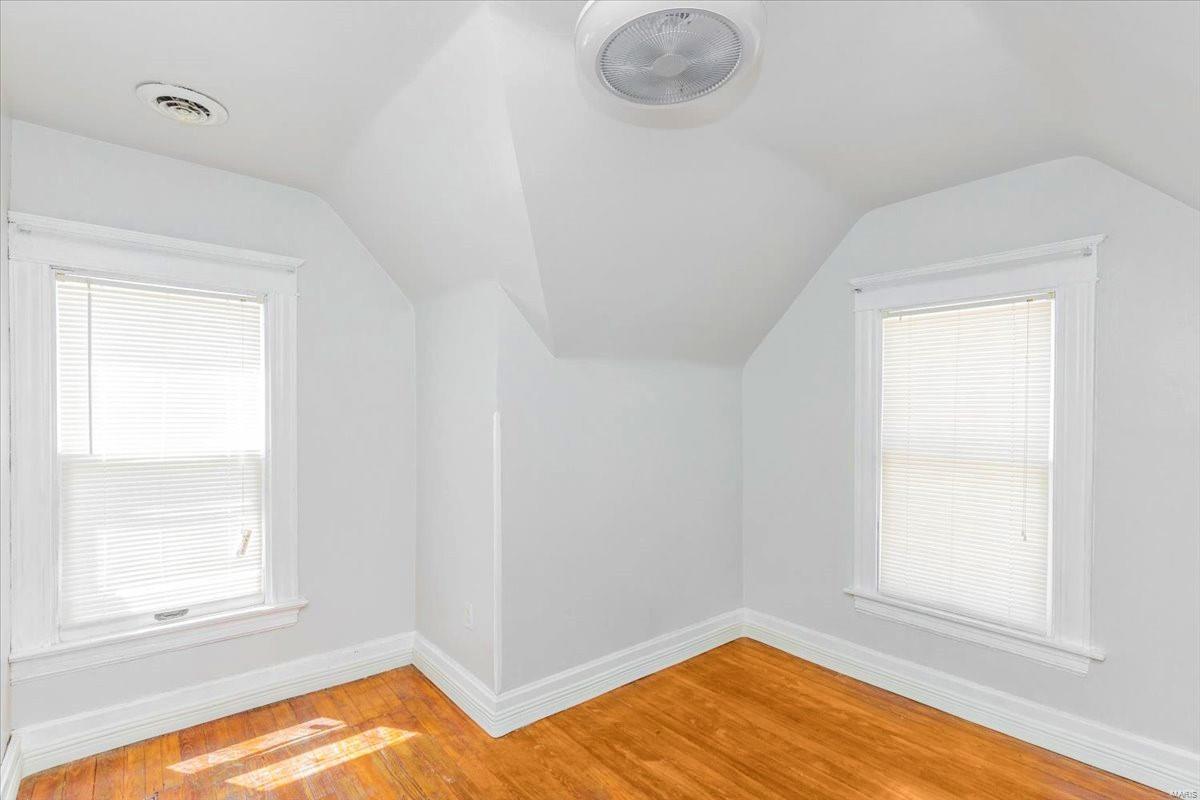 8128 Ellerton Avenue