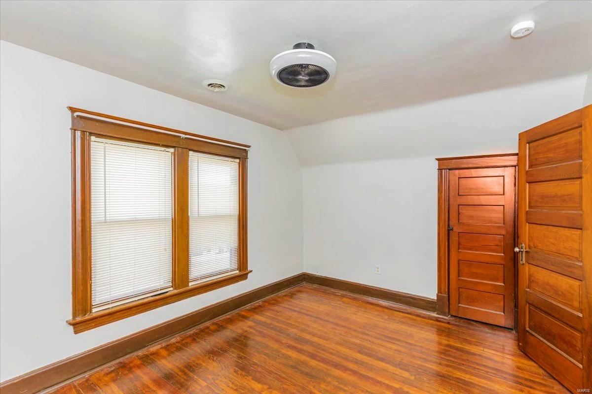 8128 Ellerton Avenue