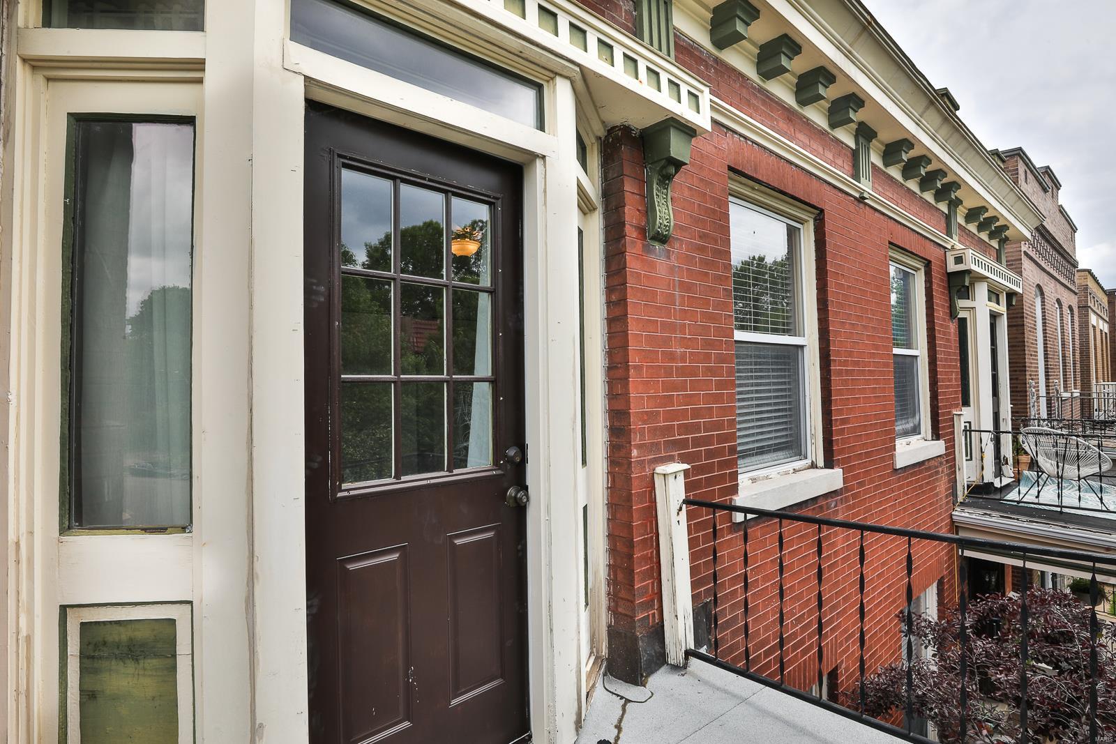 4053 Botanical Avenue