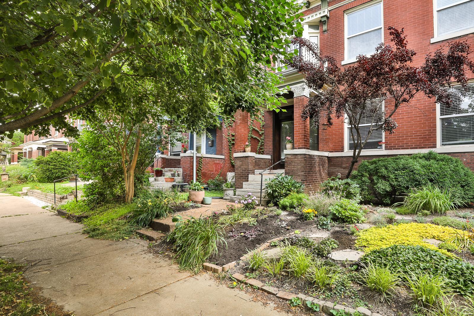 4053 Botanical Avenue