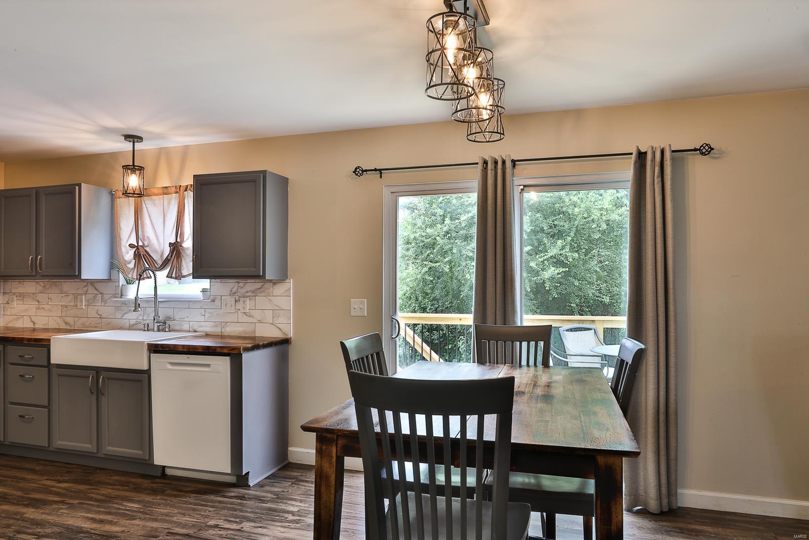 5009 Sweetbrier Court