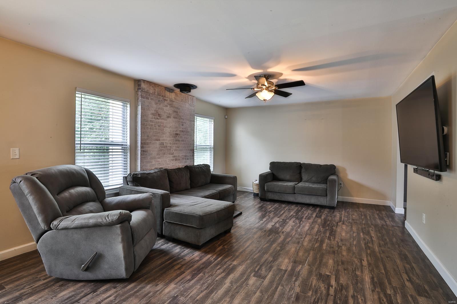 5009 Sweetbrier Court