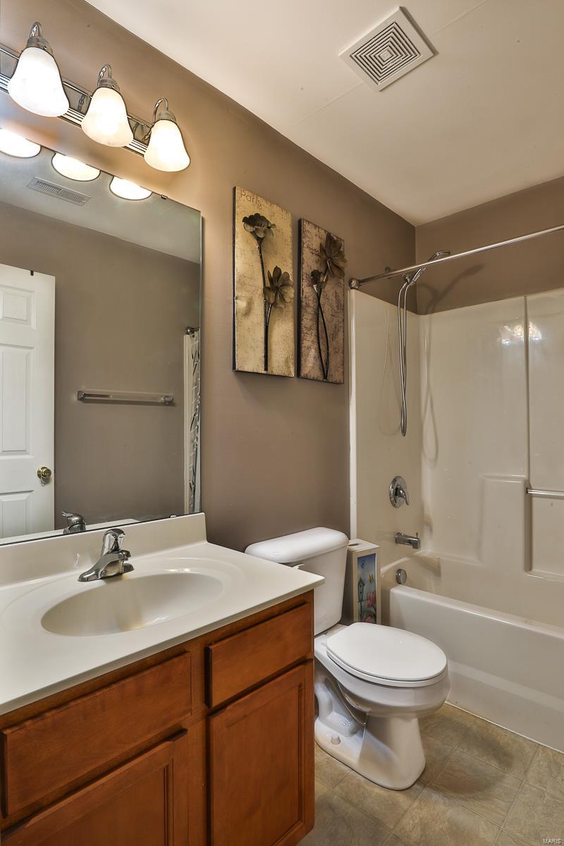 5009 Sweetbrier Court